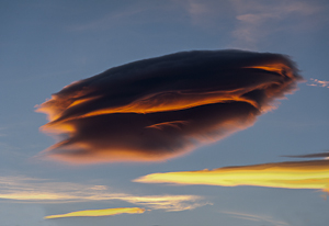 UFO Cloud - Patigonia by Steve Levinson